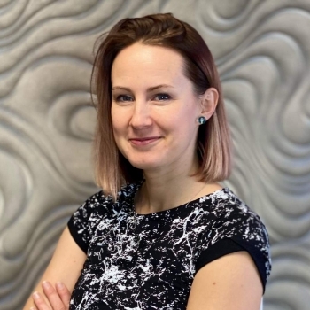 Veronika Dukony, DiS